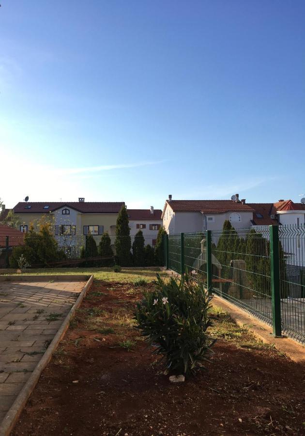 מאלינסקה Mitra Apartments מראה חיצוני תמונה